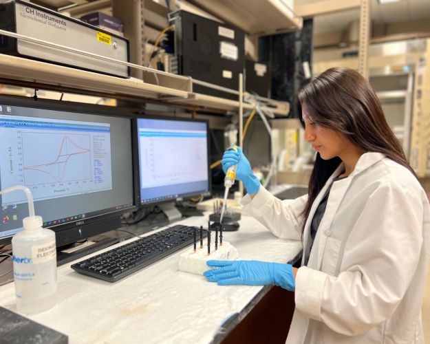 Regeneron ISEF 2025 大奖：BCHM005 - 用于精神障碍诊断的传感器和生物传感器